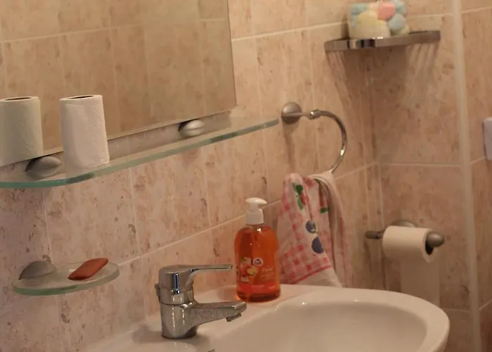 Le Must ! Admiral Plaza * Μεντόν