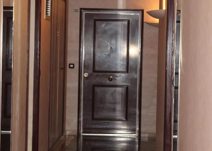 Le Must ! Admiral Plaza Apartment